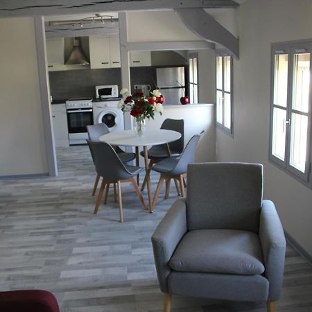 Les Appartements Du Saint Hubert Arcis-sur-Aube Exterior photo